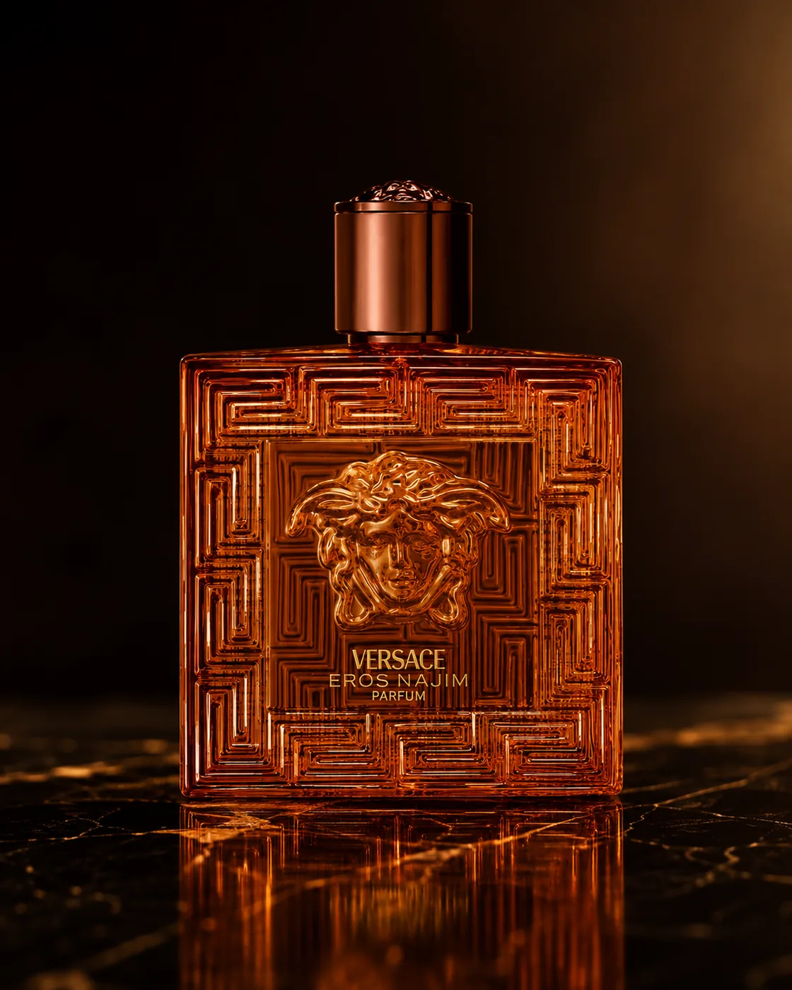 Eros Najim — Versace · disponible en Club Gentleman Cusco, Cusco