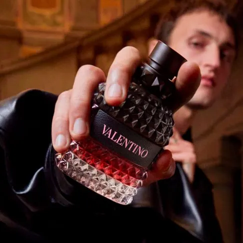 Valentino Born in Roma Intense · disponible en Decants_Cusco_Original, Cusco
